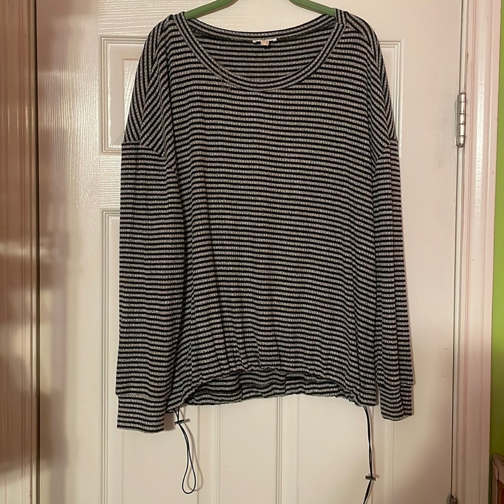 Lightweight Sweatshirt